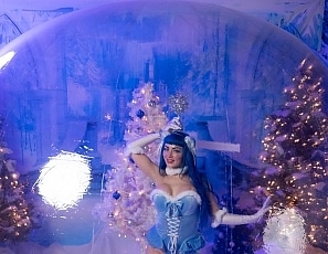 Jerk Off to Get on the Nice List